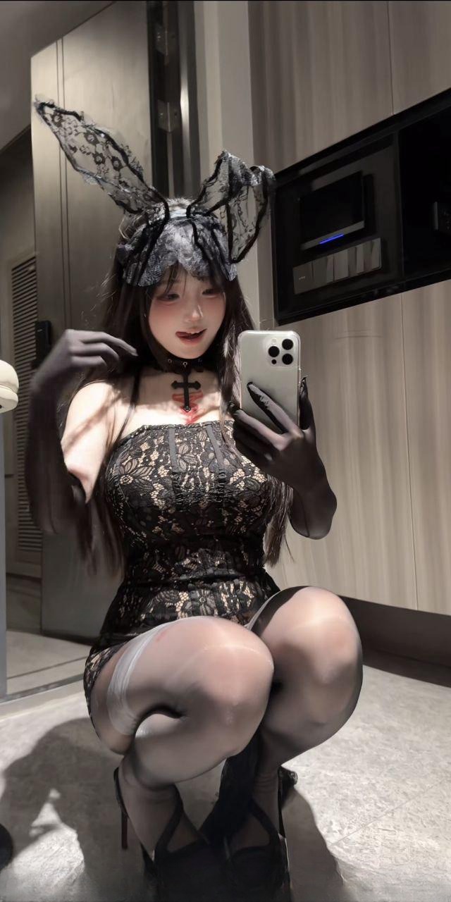 甜妹儿蜜桃
