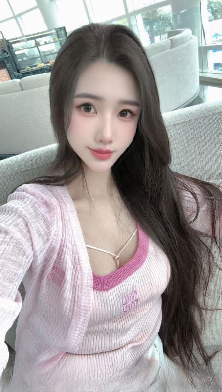 前凸后翘颜值子萱老师 图 3