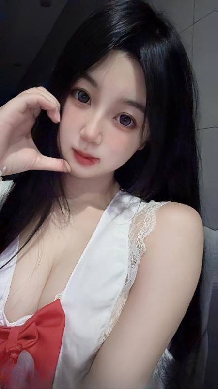 制服诱惑菲菲 图 4