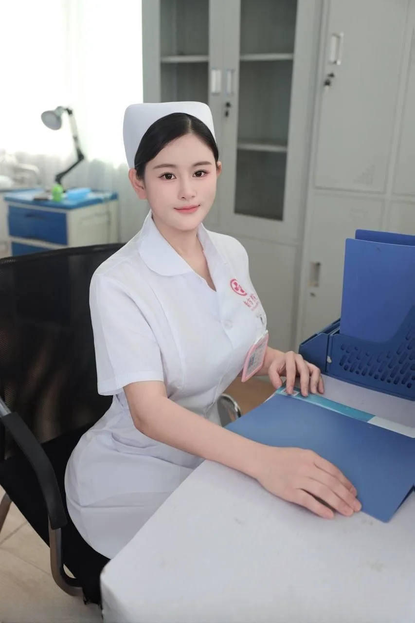 风骚至极甜妹儿 图 2