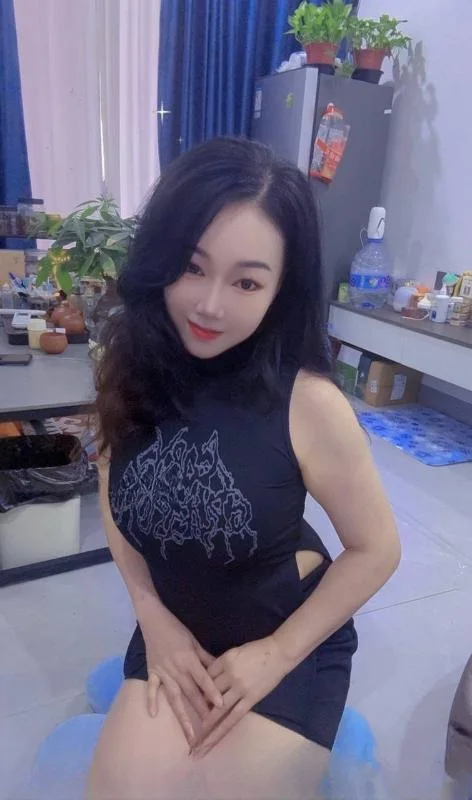 白云大胸少妇蕊蕊 图 3