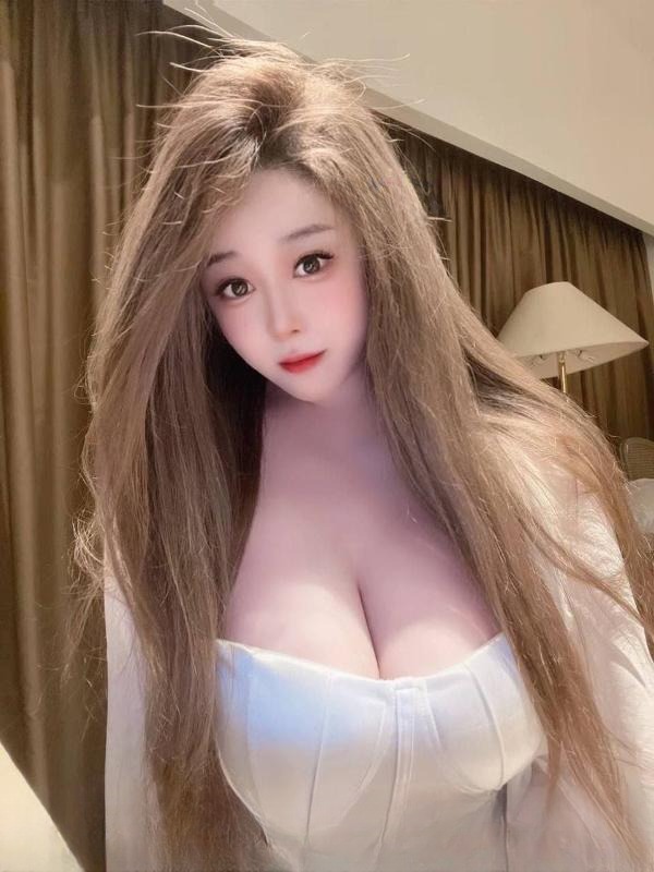 巨乳大白兔艾米老师