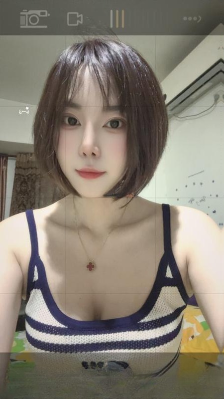 雨花短发御姐 图 2