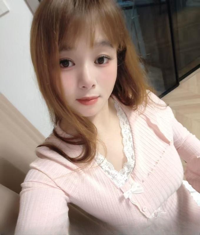 自聊上城东站巨乳妹 图 3