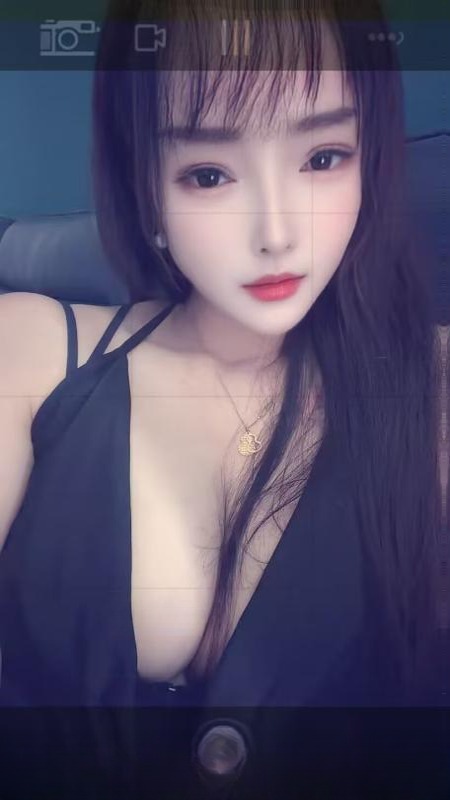大胸媛媛