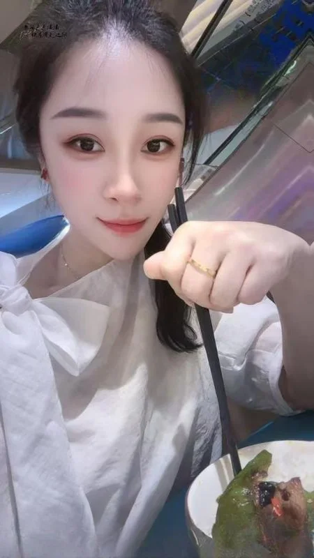 上城婷婷