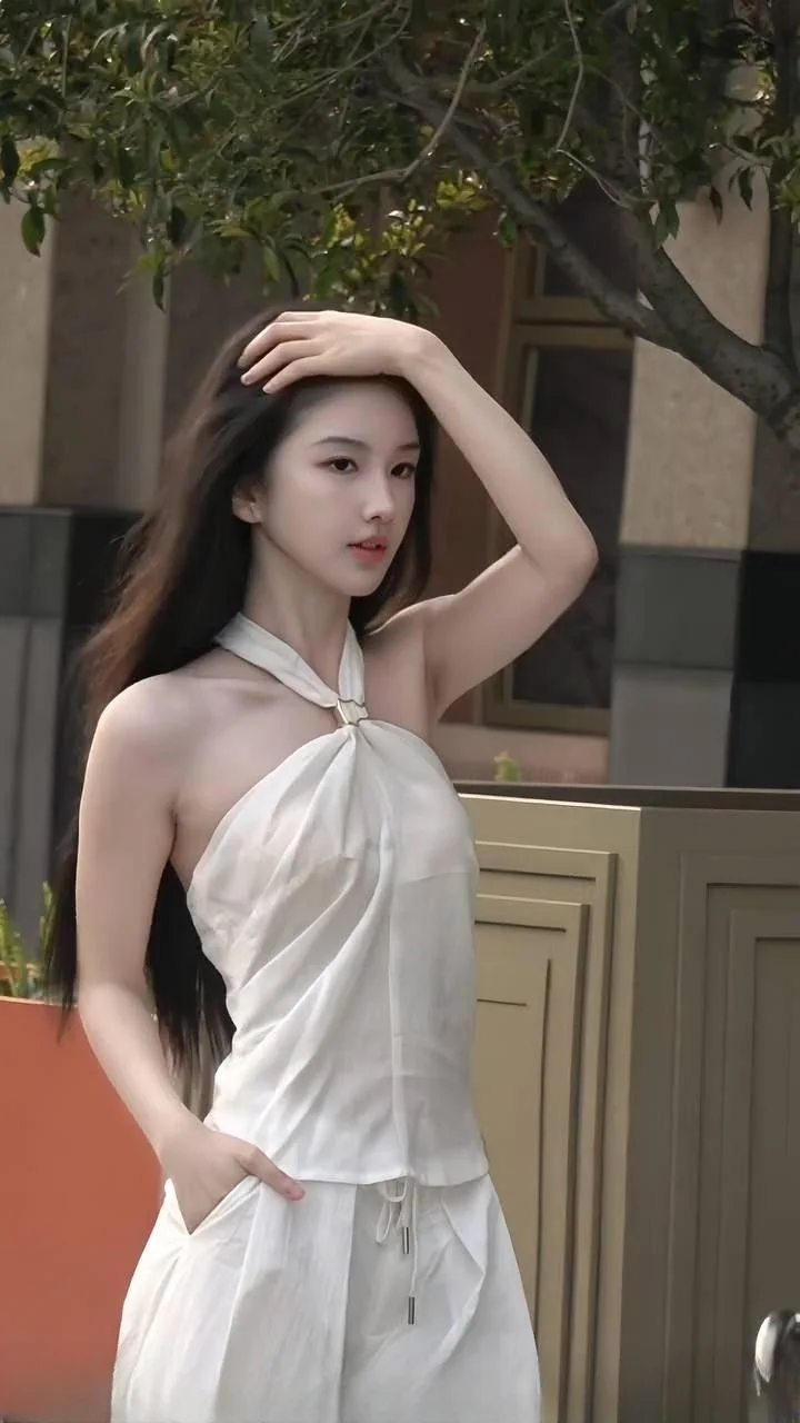 大屁股少妇