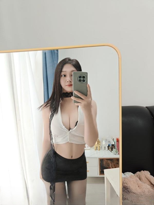 皇岗大胸瑜伽老师 图 2
