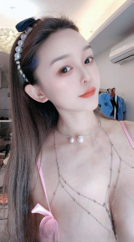 龙华E奶丹妮