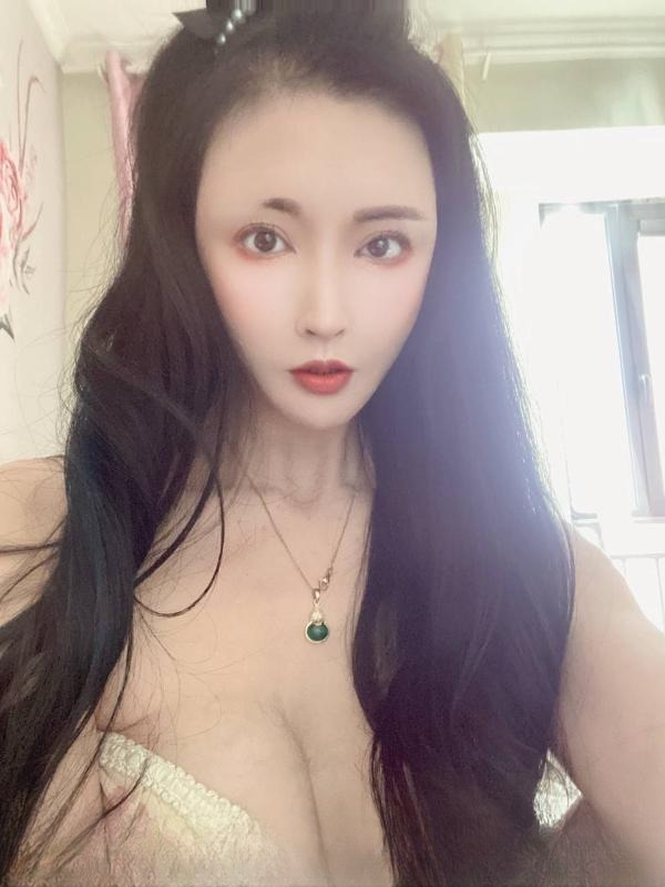 东区性感小姐姐 图 2