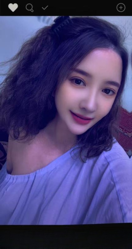金融城漂亮美女加依娜