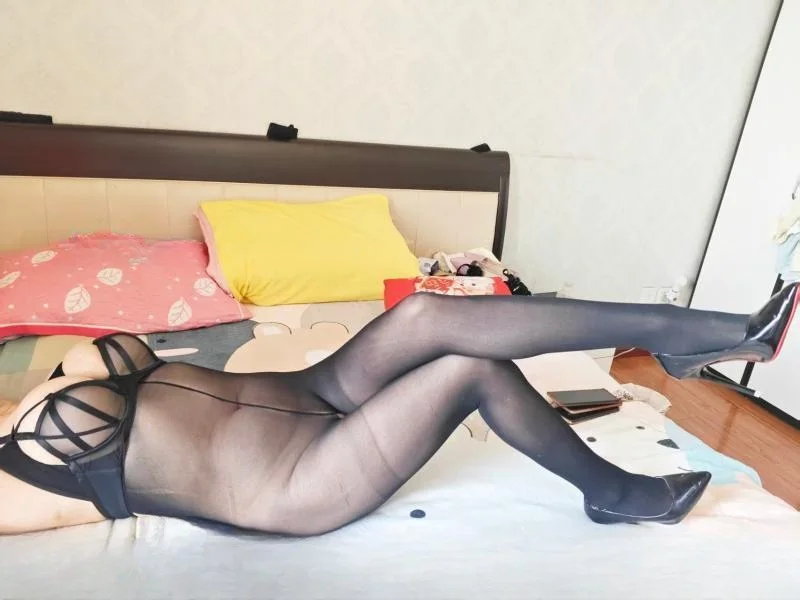 龙首原黑丝大奶少妇 图 3