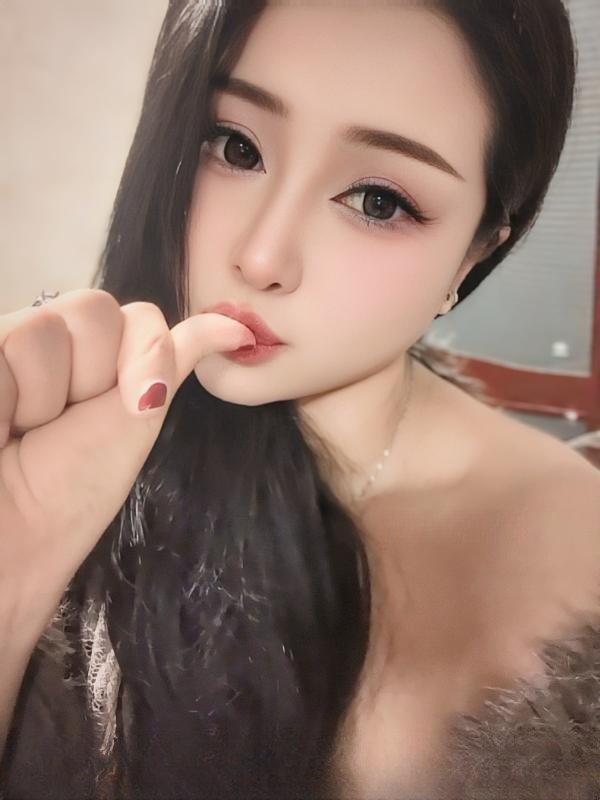 口活超绝巨乳轻熟女 图 3