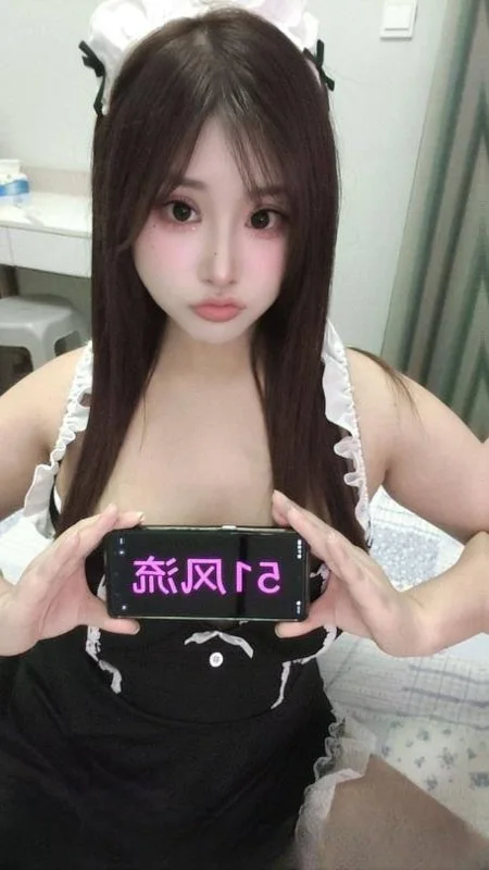 04萝莉三通田螺双飞
