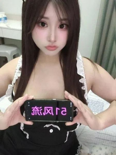 04萝莉三通田螺双飞