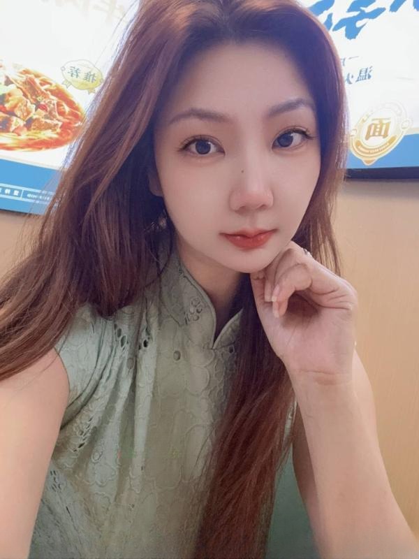 性感美臀长腿颜值妹子