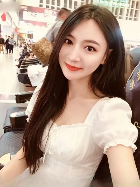 花果园长发粉波少妇