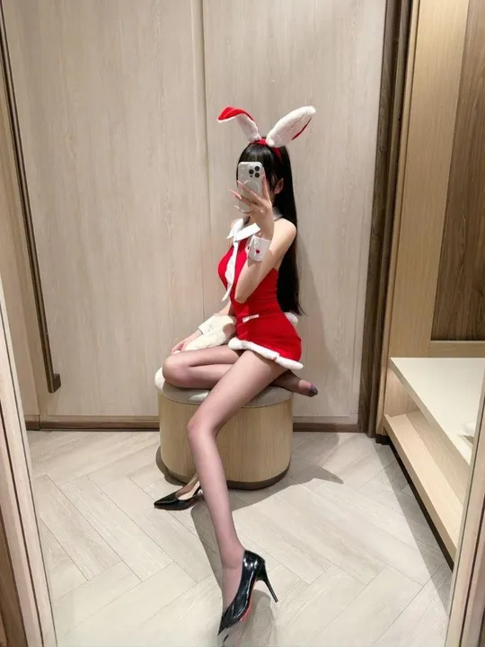 纯情女大学生制服黑丝