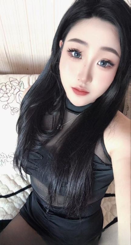 巨乳小骚货