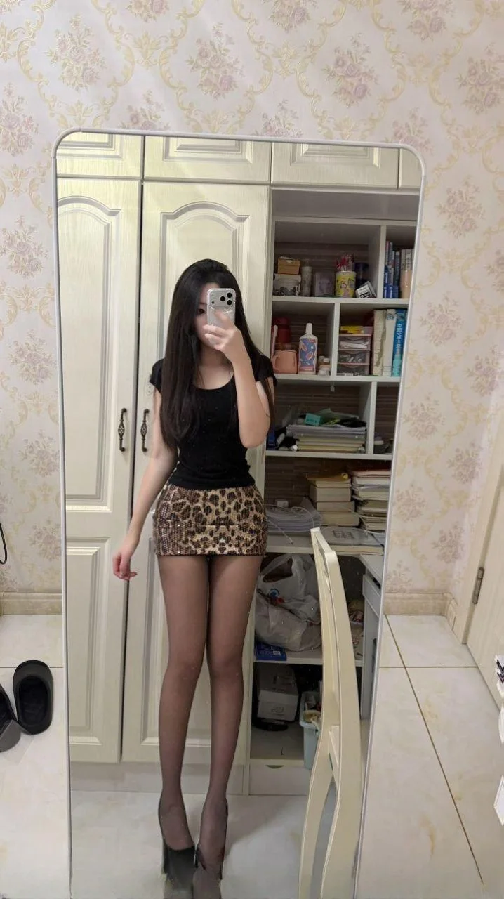 尤物妹妹服务很主动