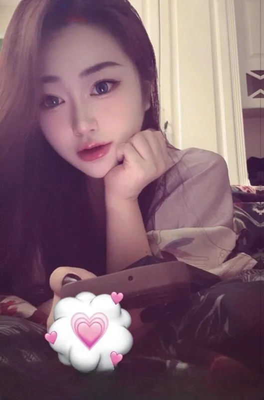 集美大奶珊珊