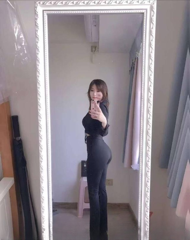 丰满性感翘臀 图 2