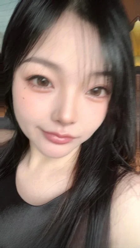 大胸虎牙妹文文 图 3