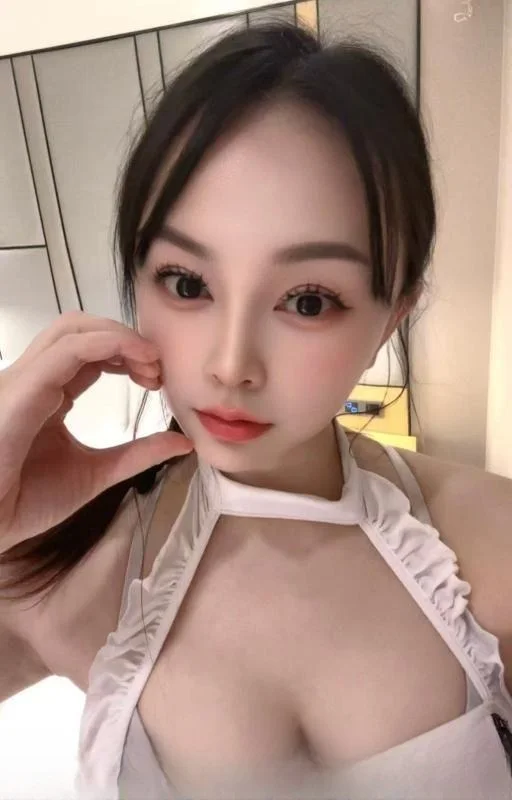 普陀大胸婉儿 图 2