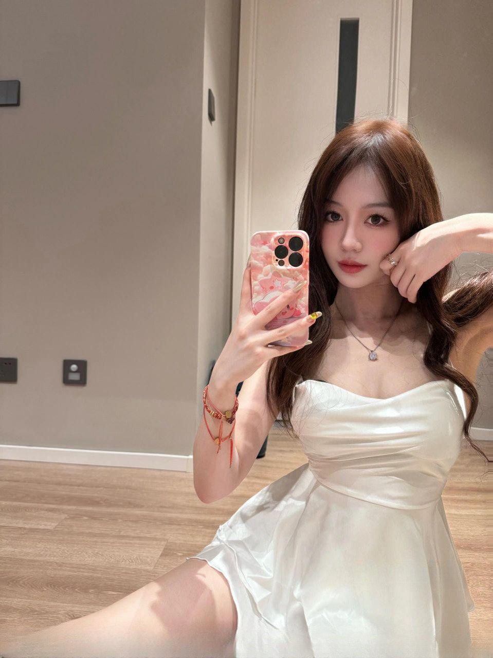 服务上课满分的妹子 图 2