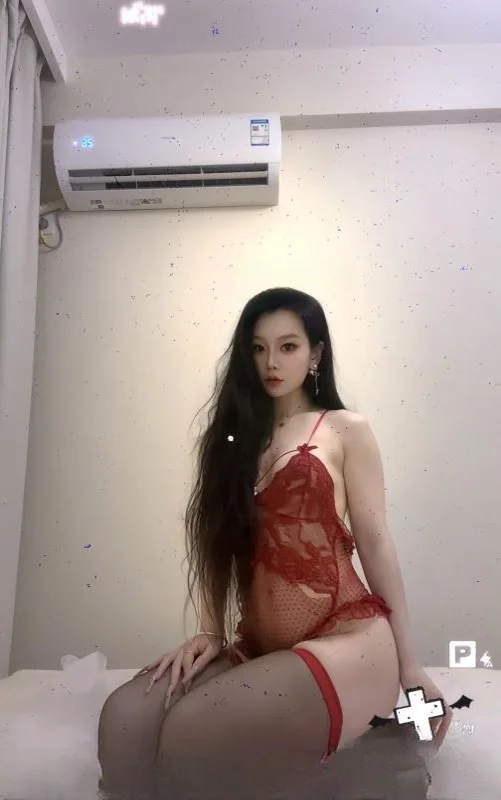 狂野大胸娜丽丝 图 4