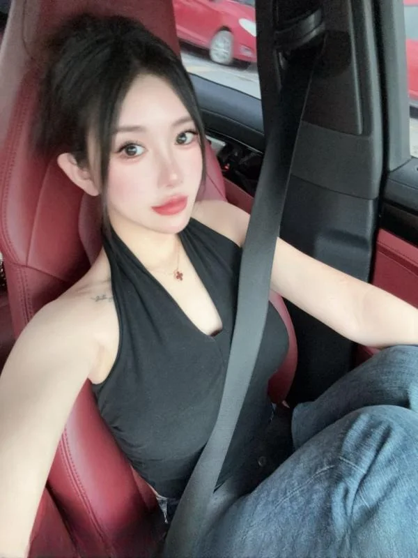 吴中肤白貌美骚货