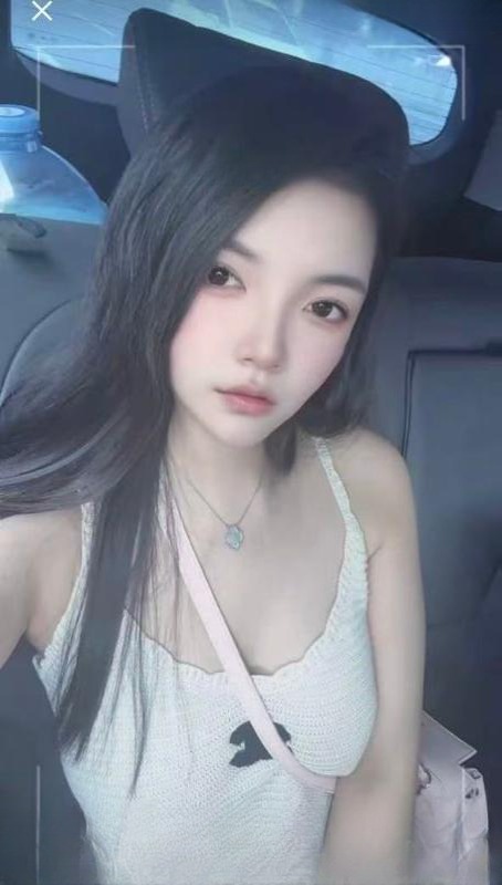 火辣大胸风情靓妹 图 2