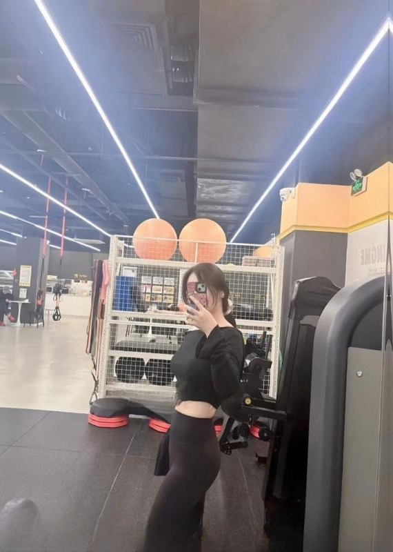 拱墅服务系健身妹刘恋 图 4