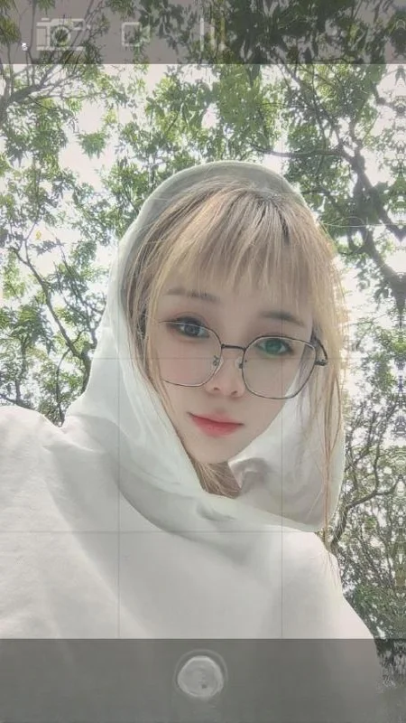 南山小伊