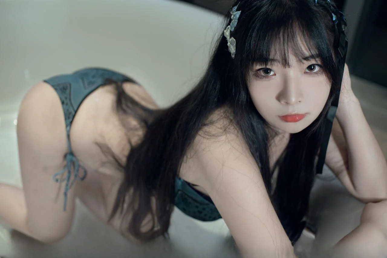 大奶气质小姐姐 图 2