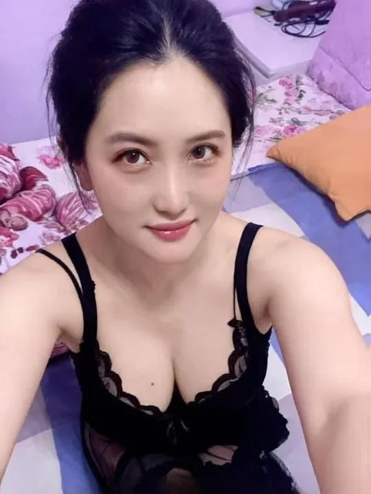 不限次的骚妇