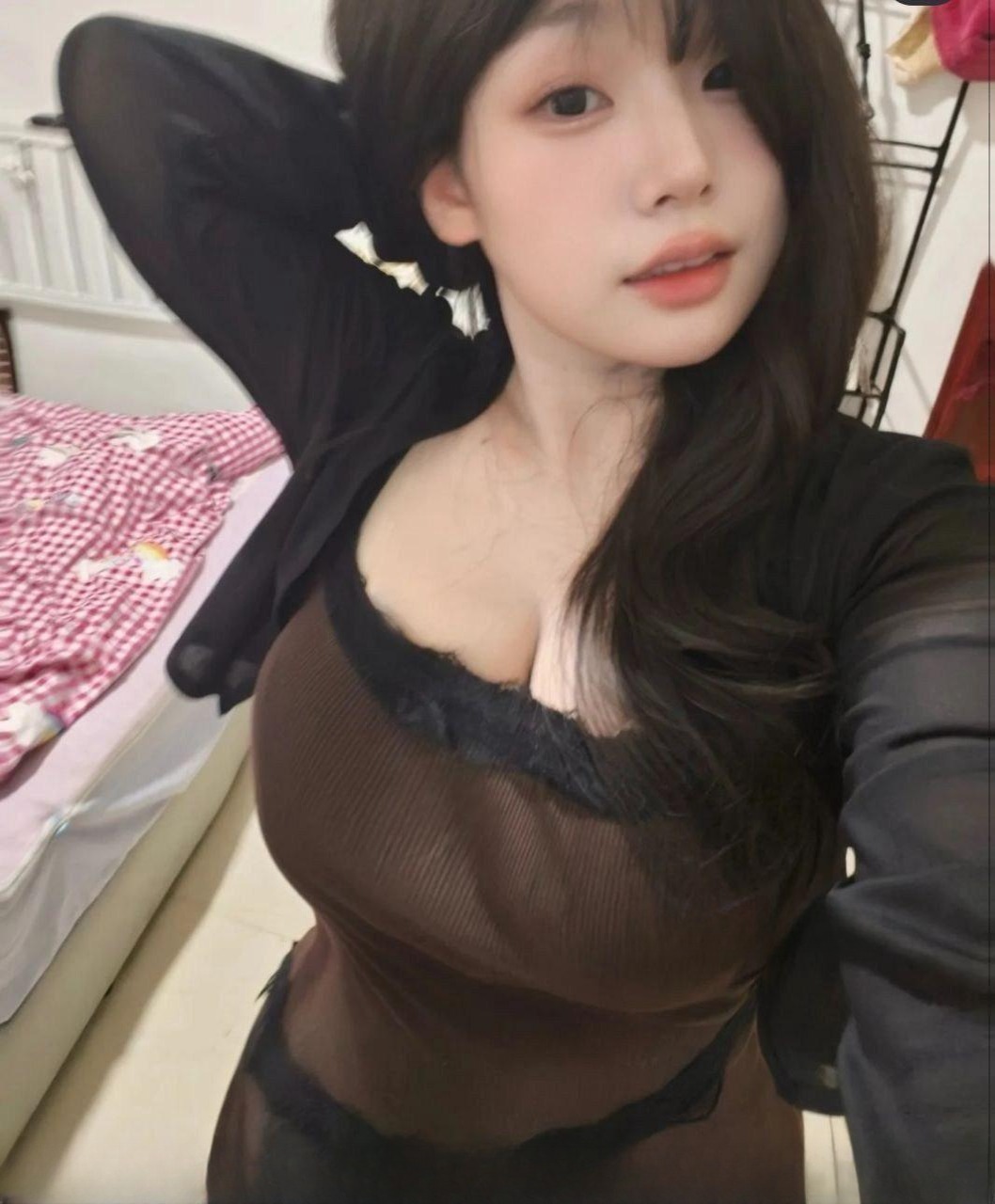 纯情骚翘臀嫩妹