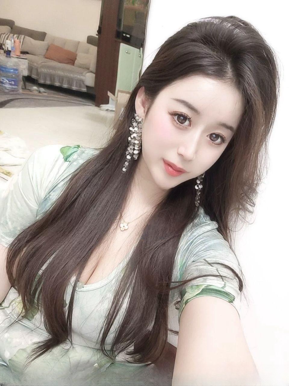 多汁美鲍妹妹
