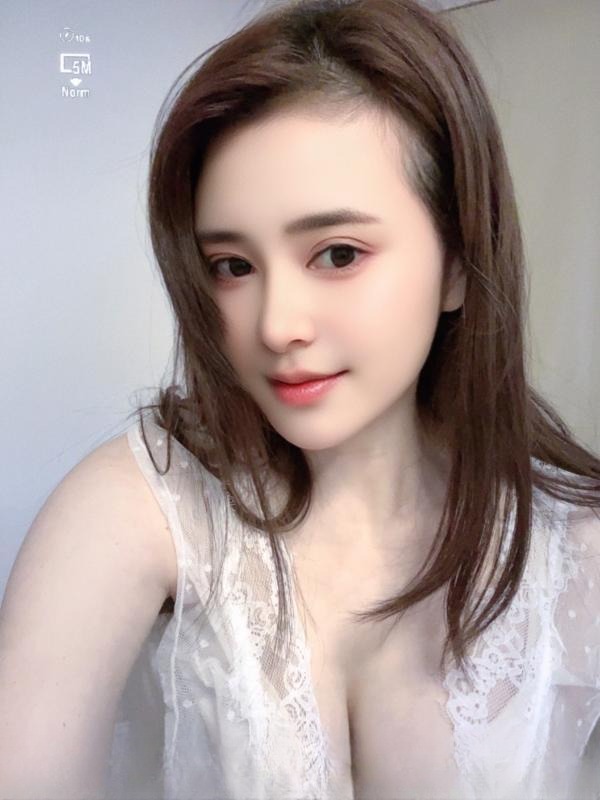 高挑气质御姐 图 3