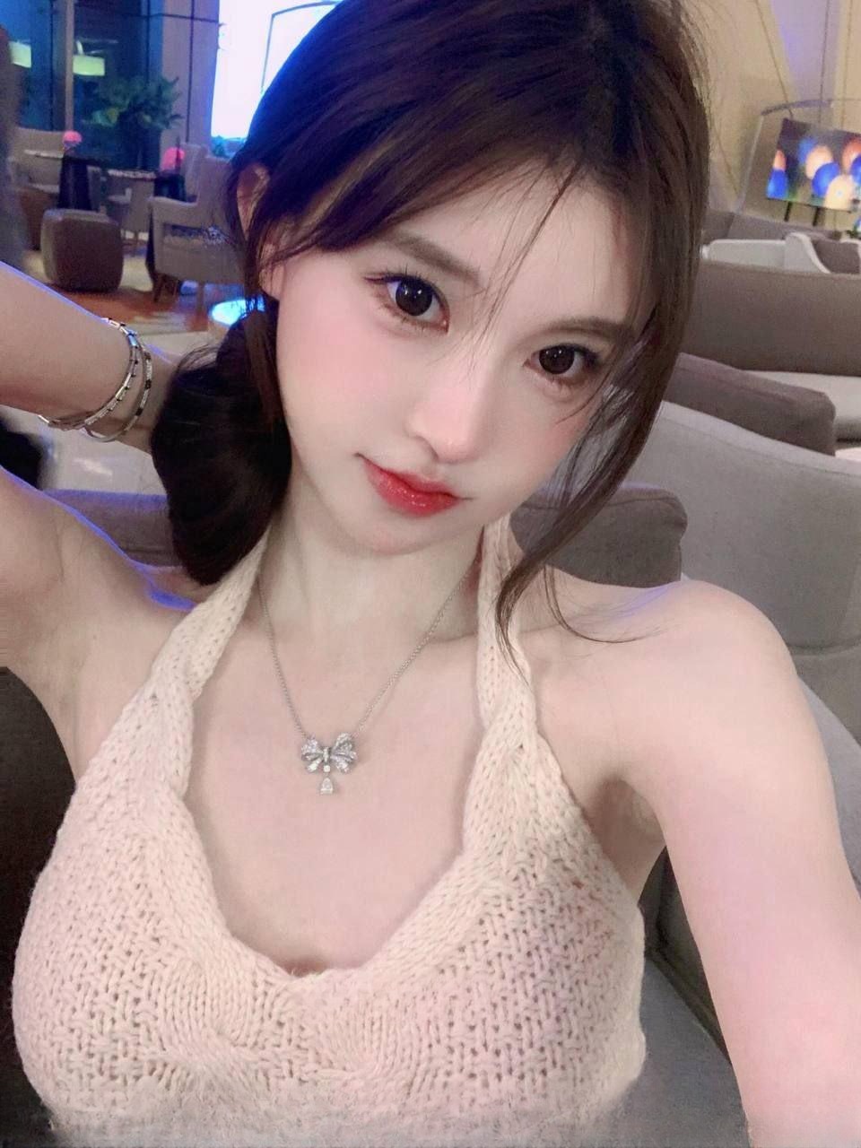 后入大奶翘臀妹妹 图 2