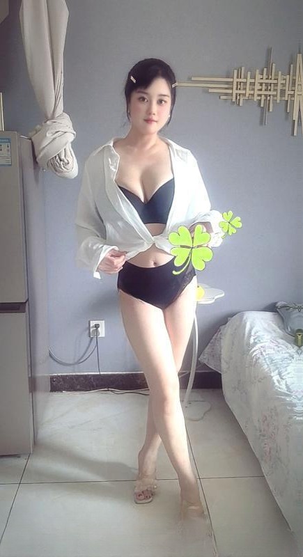 丰满可爱小奶牛