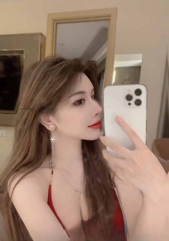 包河大胸美女 图 3
