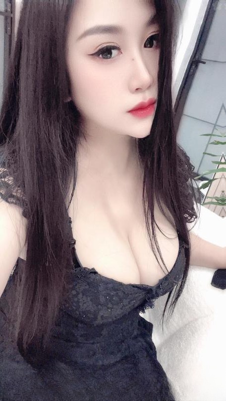 东门大胸雪妍