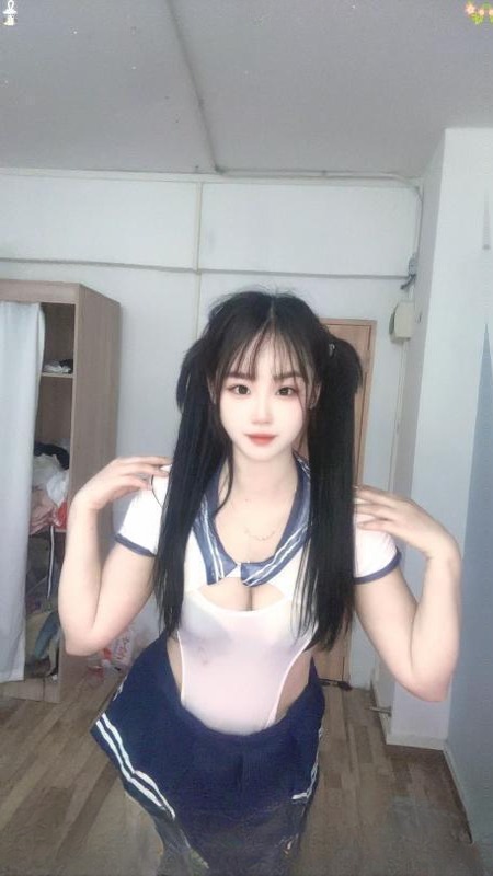 双马尾大胸妹子 图 4
