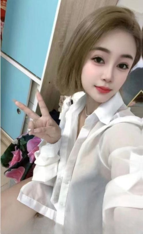 短发御姐可菲