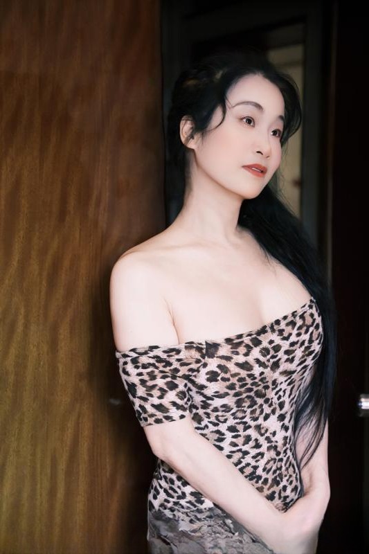 玉林气质少妇阳光 图 3