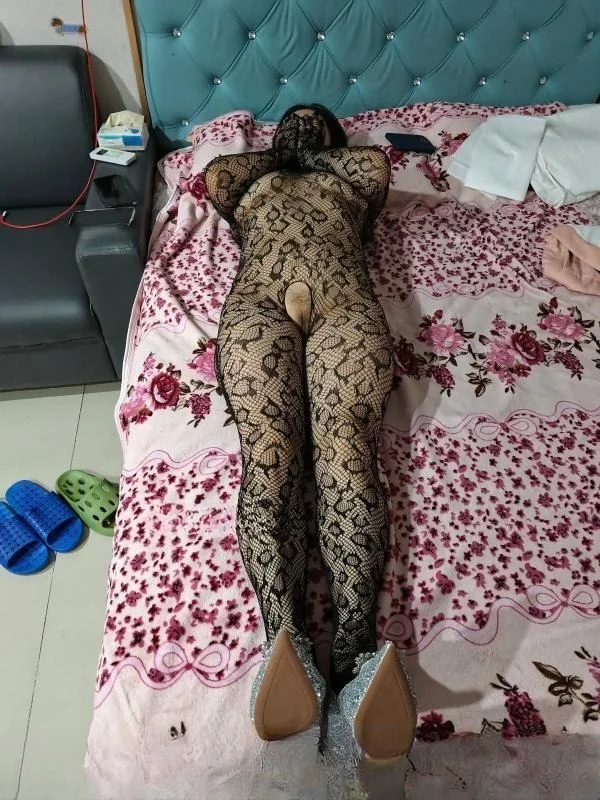 宝安服务系大奶美臀 图 2