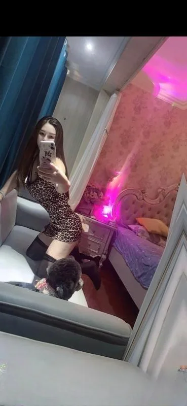 光谷骚货 图 2