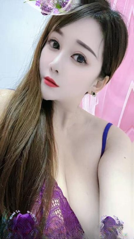 性感温柔小蜜蜂