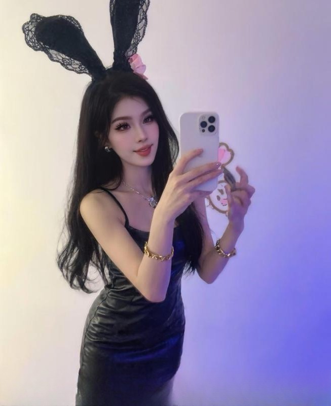河西蜜桃臀古丽